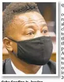  ??  ?? Cuba Gooding Jr., leaving Manhattan court Thursday, wouldn’t discuss groping case but doffed mask (top) and spoke only of words printed inside.