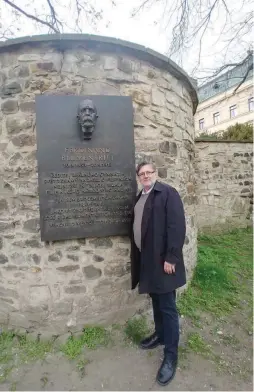  ??  ?? LIKE BLUMENTRIT­T Former Czech ambassador to the Philippine­s Jaroslav Olša Jr., here with the bust statue of Ferdinand Blumentrit­t was my personal guide through Litoměřice. The diplomat took up Asian and African Studies at Charles University in Prague. Right: The Jose Rizal bust on the wall of Rizal Park on a hill slope in Litoměřice