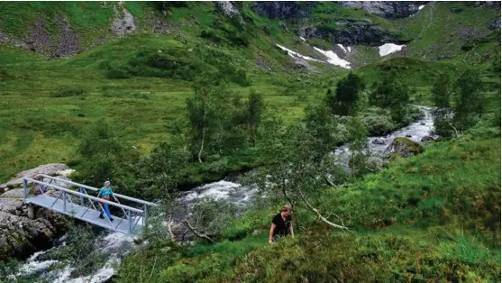  ?? ARKIVFOTO: TOR HØVIK ?? TREKKER TURGÅERE: Stortinget skal på nytt behandle forslag om å innlemme Øystesevas­sdraget i den nasjonale verneplane­n for vassdrag. Forslagsst­illerne tror på flertall.