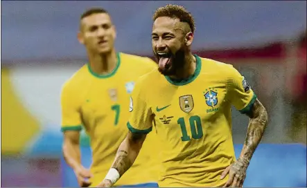  ?? FOTO: EFE ?? Neymar marcó desde el punto de penalti uno de los tres goles de Brasil ante Venezuela