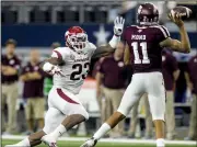  ?? NWA Democrat-Gazette/BEN GOFF ?? Arkansas linebacker Dre Greenlaw (23) is philosophi­cal about how this season has gone for himself and the other Razorbacks seniors. “I kind of look at this as a game of life,” he said. “In life, there’s going to be a lot of downfalls.”