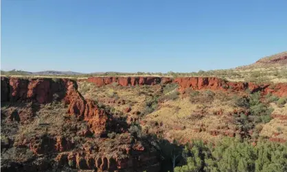  ?? Photograph: Lukas Watschinge­r/Alamy StockPhoto ?? BHP says it has consulted with the Banjima traditiona­l owners and it plans to save 10 of 40 significan­t sites in the Pilbara it is permitted to demolish under Western Australia’s outdated heritage laws.