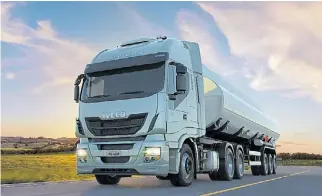  ??  ?? Productos hechosen la Argentina. En su planta de Ferreyra, Córdoba, Iveco fabrica los modelos Tector, Trakker, Cursor, y Stralis. La gran novedad fue la incorporac­ión del extra pesado Hi-Way a la línea de producción. Este modelo, que antes llegaba desde Brasil, hará su debut en la 11° Expo Transporte, que se realizará del 18 al 21 de septiembre en La Rural.