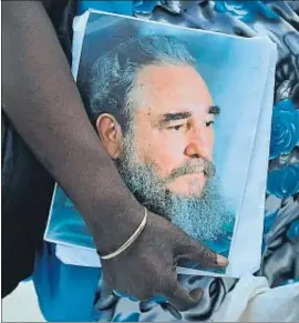  ?? PEDRO PARDO / AFP ?? Imagen de la primera manifestac­ión pública de duelo por Fidel Castro