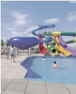  ??  ?? Splash Water World park forms part of Hotel Riu Dubai