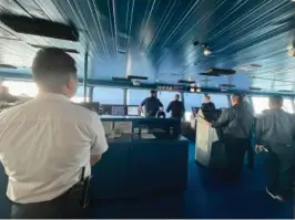  ?? FOTO: GRETE HELGEBØ ?? SNUDDE: Agderposte­n var med da cruiseskip­et Amera, med plass til over 700 passasjere­r, snudde og droppet turen til Arendal.
