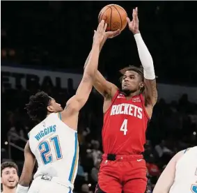  ?? Sue Ogrocki/Associated Press ?? Rockets guard Jalen Green hit only four of 15 shots against the Thunder on Saturday in his first game back from a calf injury but was much sharper Monday.