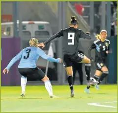  ?? PRENSA AFA ?? CHAU. El equipo venció 3-1 a Uruguay antes de partir a Francia.