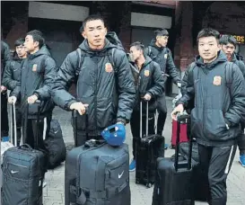  ?? FOTO: AP ?? El Wuhan Zall ha hecho las malestas para regresar a China
