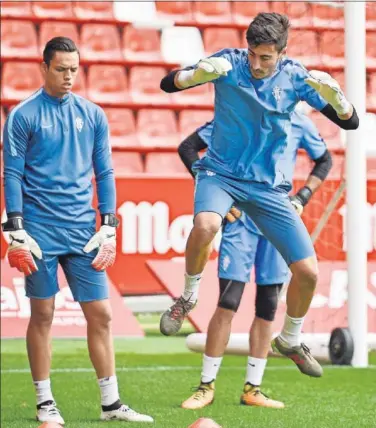  ??  ?? DISPONIBLE. Mariño entrenó con normalidad en la sesión de ayer.