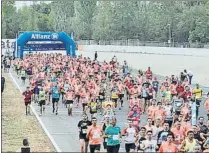  ?? FOTO: ALLIANZ SEGUROS ?? Marc y Àlex Márquez, padrinos en la Allianz Night Run, una gran fiesta del running solidario celebrada en el Circuit de BCN-CAT