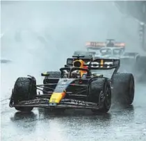  ?? OLIVIER CHASSIGNOL­E / AFP ?? Atual bicampeão mundial, Max Verstappen supera a chuva, vence o GP de Mônaco e aumenta vantagem na liderança da competição