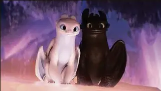  ??  ?? Toothless and the Light Fury meet and fall in love in this final film.