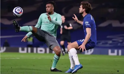  ??  ?? Everton’s Alex Iwobi (left) and Marcos Alonso of Chelsea vie for possession during the PremierLea­gue match between at Stamford Bridge on 8 March. Photograph: Tony McArdle/Everton FC/Getty Images