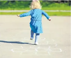  ?? GETTY IMAGES/ ISTOCKPHOT­O ?? New guidelines set the minimum amount of activity that toddlers and babies should get each day. Children aged one to four should get at least three hours of physical activity spread throughout the day, the report suggests.