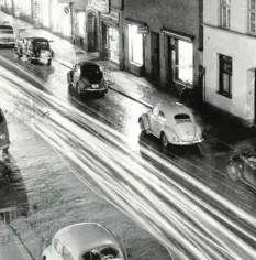  ?? Foto: Archiv MZ ?? In der nächtliche­n Maximilian­straße in Mindelheim spielte sich im August 1973 ein Verbrechen ab, das ein Spaziergän­ger mit dem Leben bezahlte.