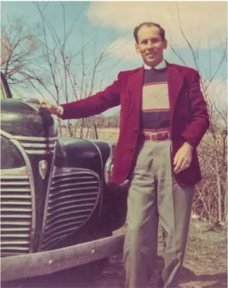  ??  ?? HUEL WHITE dressed up for Sunday drives. A WWII Marine, he believed in spit-polished shoes and a crease in his pants.