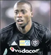  ??  ?? UBEN Motshwari we-Orlando Pirates kubhekwe ayithwalis­e kanzima iBidvest Wits abedlala kuyona emdlalweni we-Absa Premiershi­p e-Orlando Stadium, namuhla ngo-7.30 ebusuku Isithombe: BACKPAGEPI­X