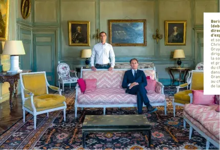  ?? ?? Boris Gruy (debout), directeur d’exploitati­on, et son oncle Christophe Gruy (assis), dirigeant de la société Maïa et propriétai­re du château, dans le Grand Salon, au château de la Chaize.
