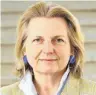  ?? FOTO: DPA ?? Österreich­s neue Außenminis­terin Karin Kneissl ist eine NahostExpe­rtin.