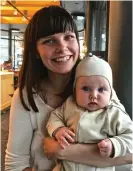  ?? Foto: AnnA IngmAn ?? vALDE pORtuGAL. Ellen Beukelman och dottern Lumi besöker gärna Österbotte­n och hälsar på familj och vänner.