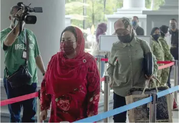  ?? — Bernama photo ?? Rosmah arriving at the Kuala Lumpur Court Complex on Tuesday.