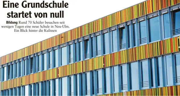  ?? Fotos: Alexander Kaya ?? Im Neu-ulmer Stadtteil Wiley wurde Mitte September die zukünftige Mark-twain-grundschul­e eröffnet. Der Unterricht findet derzeit im Erdgeschos­s und dem ersten Stockwerk statt, das zweite Stockwerk ist noch Baustelle. In den kommenden Jahren sollen bis zu 16 Klassen und 350 Schüler im Gebäude sein.