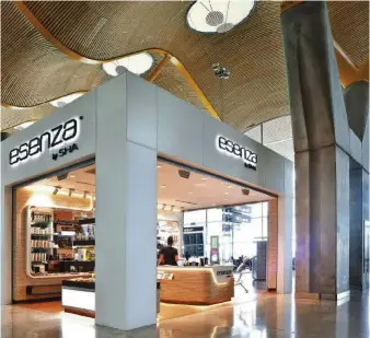  ??  ?? En Esenza by SHA (Aeropuerto Adolfo Suárez Madrid-Barajas), sus tratamient­os se ajustan al tiempo que tienen los pasajeros.