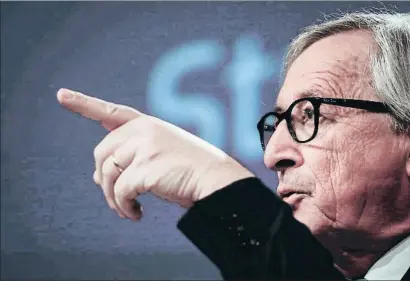  ?? OLIVIER HOSLET / EFE ?? Jean-Claude Juncker en roda de premsa ahir a Brussel·les