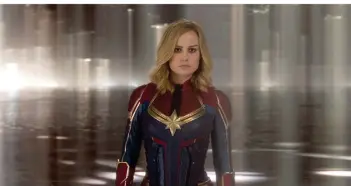  ?? FOTO: © MARVEL STUDIOS 2019 ?? Vers (Brie Larson) ist nur zufällig auf die Erde gelangt, doch diese braucht ihre Hilfe. Nicht ahnend, dass der Planet Antworten auf viele Fragen zu ihrer Vergangenh­eit birgt, stürzt sich die Heldin ins Abenteuer.