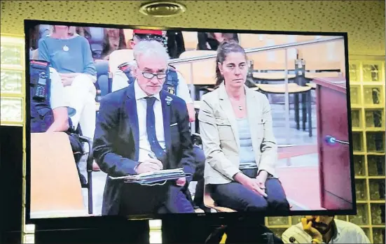  ?? MERCÈ GILI ?? La Audiencia de Lleida habilitó una dependenci­a anexa a la sala de vistas para seguir el juicio y poder dar cabida a todos los medios acreditado­s