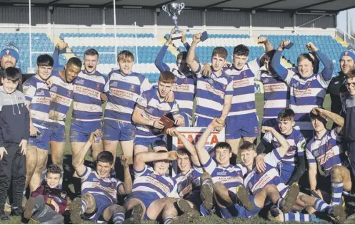  ??  ?? WINNERS: Siddal’s all-conquering under 16s celebrate another Yorkshire Cup title