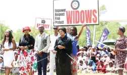  ?? ?? Iyasa drama and dance group performs on how relatives grab properties, ill-treat widows and the need to protect them upon the death of their husbands during the launch of Widows Associatio­n by First Lady Dr Auxillia Mnangagwa in Masvingo yesterday