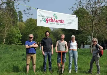  ?? FOTO DIRK VAN DE VELDE ?? Van Wilrijk tot Mortsel en weer terug verzamelt Gebermte over meer dan een kilometer kunst en cultuur in het groen.