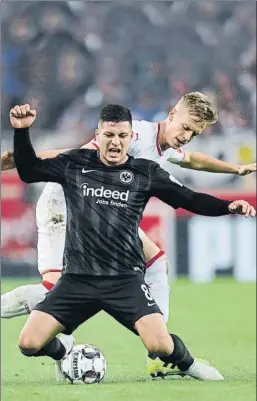  ?? FOTO: EFE ?? Luka Jovic El delantero serbio del Eintracht, máximo goleador en Alemania