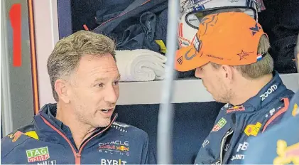  ?? ?? Dupla ganadora. Christian Horner y Max Verstappen construyer­on el reinado de Red Bull en la Fórmula 1.