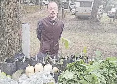  ?? ?? Malcom had a great display of fresh farm produce and plants, he mentioned that he woke up at 3am every morning to water and take care off them.