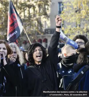  ??  ?? Manifestat­ion des lycéens contre « la sélection à l'université », Paris, 22 novembre 2017.