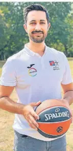  ?? ?? Ex-Spieler Samet Yimaz leitet die Basketball-Abteilung des SC Bayer.