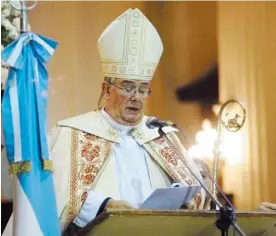  ?? DYN ?? Homilía.
Alfredo Zecca durante la misa en la Catedral tucumana.