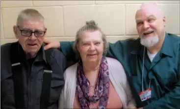  ?? Netflix ?? Steven Avery, right, with his parents Allan and Dolores in “Making a Murderer: Part 2.”