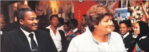  ?? Picture: GCIS ?? COMRADES: Peter Williams with Minister of Public Enterprise­s Lynne Brown during her tenure as a Transnet board member.