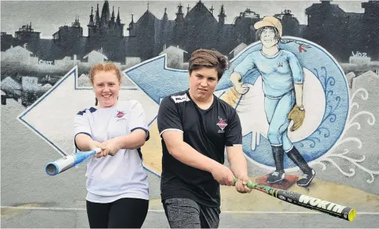  ?? PHOTO: CHRISTINE O’CONNOR ?? Having a swing . . . Otago national softball squad members Kaitlyn Hastie and Callum Rowley at Ellis Park this week.