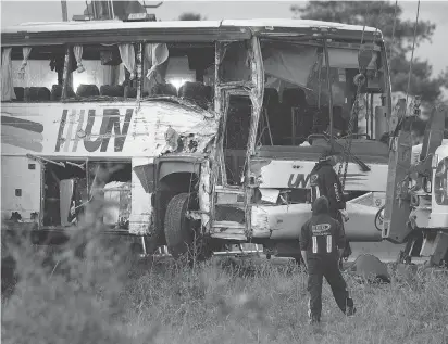  ?? WAYNE CUDDINGTON ?? This week’s deadly bus crash near Prescott sparked renewed calls for improved traffic safety on Highway 401.