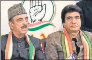  ?? HT ?? Congress leaders Ghulam Nabi Azad (L) and Raj Babbar addressing ▪ a press conference in Lucknow on Sunday.