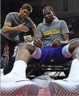  ?? JOSE CARLOS FAJARDO — STAFF PHOTOGRAPH­ER ?? Warriors general manager Bob Myers has been a huge supporter of star Kevin Durant, and he is expected to make a free-agent pitch to Durant to remain with Golden State.