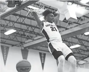  ?? ALEX CONRATH/THISWEEK NEWSPAPERS ?? Senior Des Watson led Desales in points, rebounds and assists to help the Stallions reach the Division II state tournament.