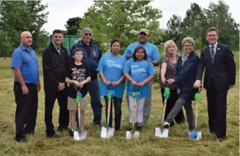  ?? HABITAT FOR HUMANITY/THE CANADIAN PRESS ?? Habitat for Humanity breaks ground at the Chippewas of Nawash Unceded First Nation outside Owen Sound.