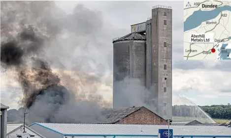  ?? Pictures: Kim Cessford. ?? The scene of the blaze at Cupar Trading Estate off the A91 to the east of the town.