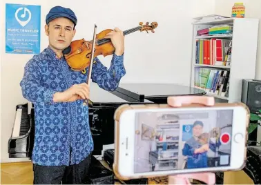  ?? BILD: SN//TVNOW/MAURER ?? Mit dem Projekt „Music From Home“will Aleksey Igudesman neue Möglichkei­ten für Onlineauft­ritte schaffen.